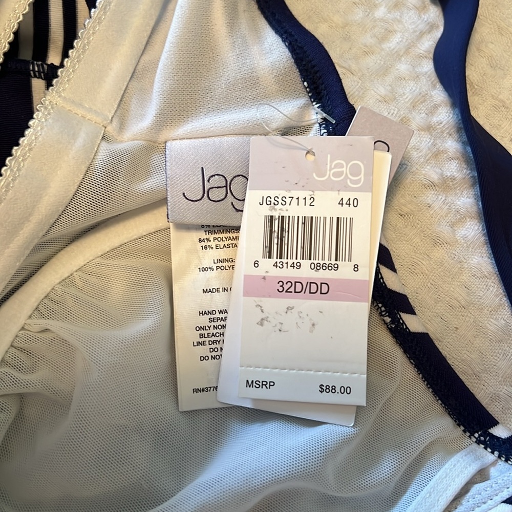 Jag NWT Navy and White Striped Tankini Top Size 32D/DD - Picture 12 of 15